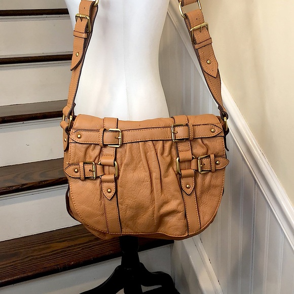 VINCE CAMUTO Tumbled Brown Leather Messenger Strappy Tote Crossbody Shoulder Bag - Picture 6 of 17